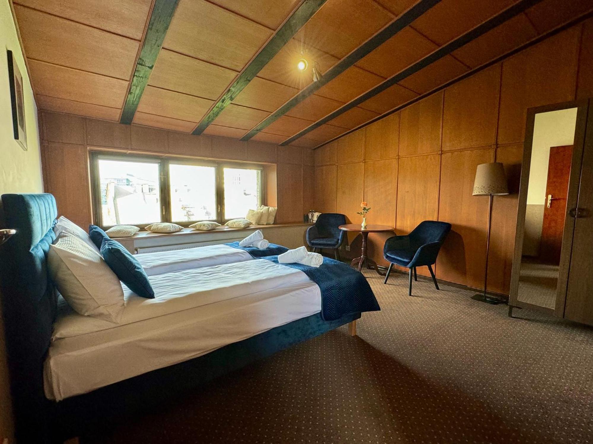 Iris Aparthotel Красков Екстериор снимка