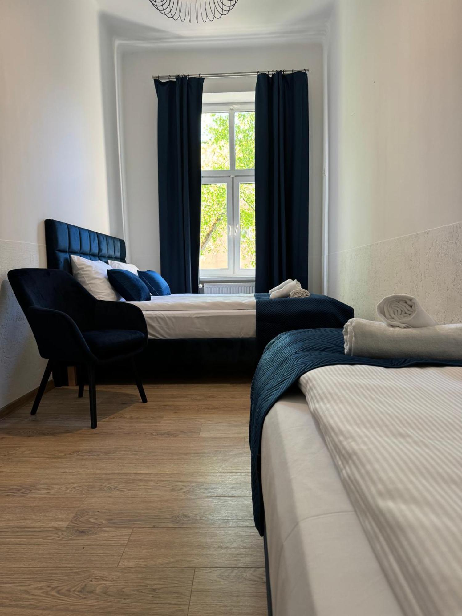 Iris Aparthotel Красков Екстериор снимка
