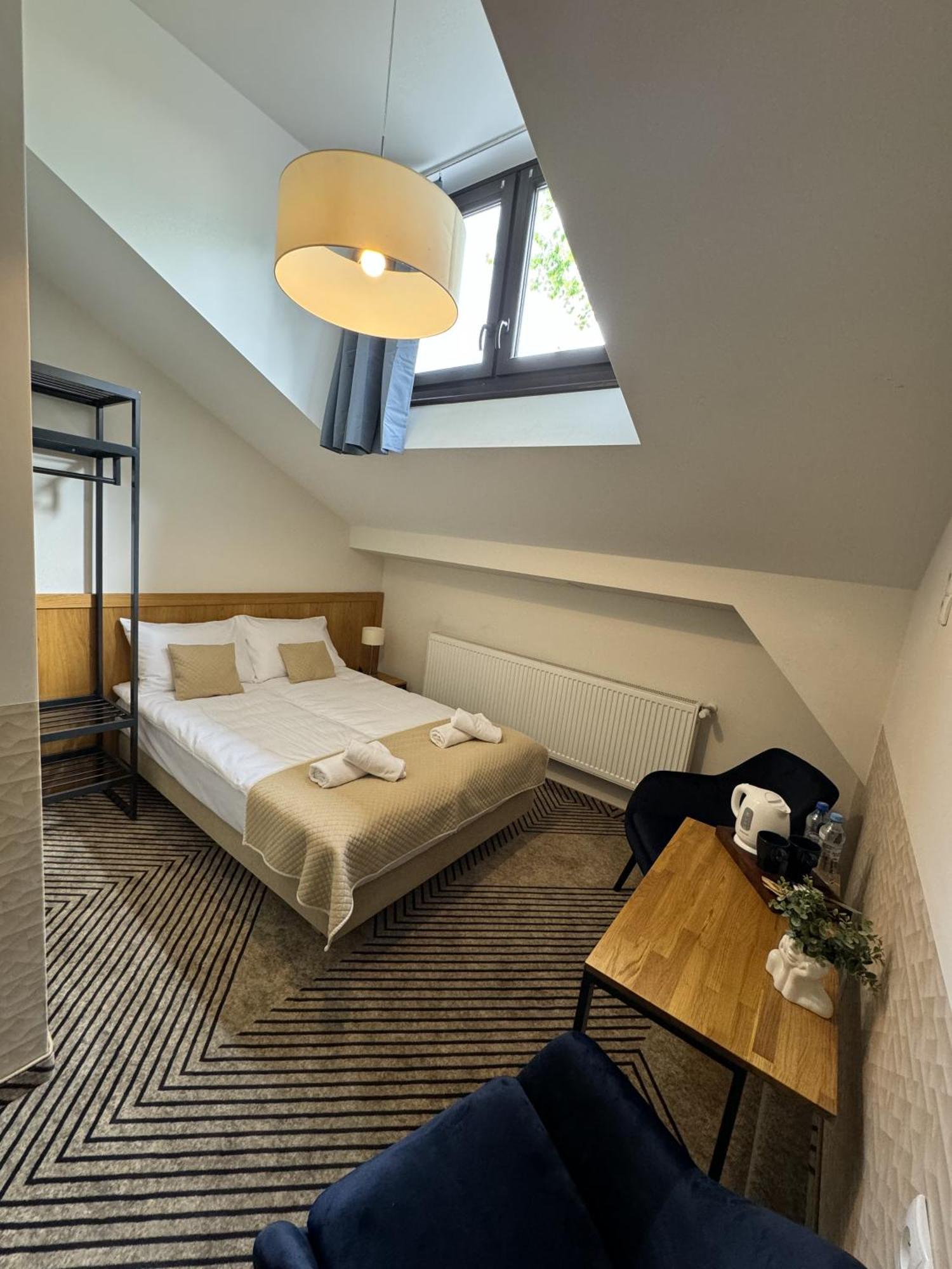 Iris Aparthotel Красков Екстериор снимка